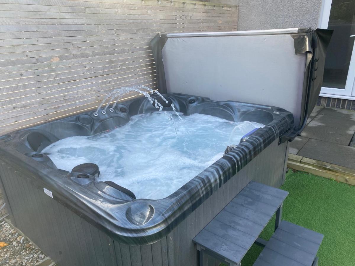 No40Barmouth-Modern,Spacious&Hot Tub 외부 사진