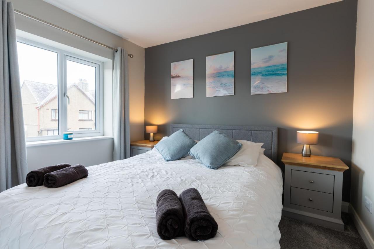 No40Barmouth-Modern,Spacious&Hot Tub 외부 사진