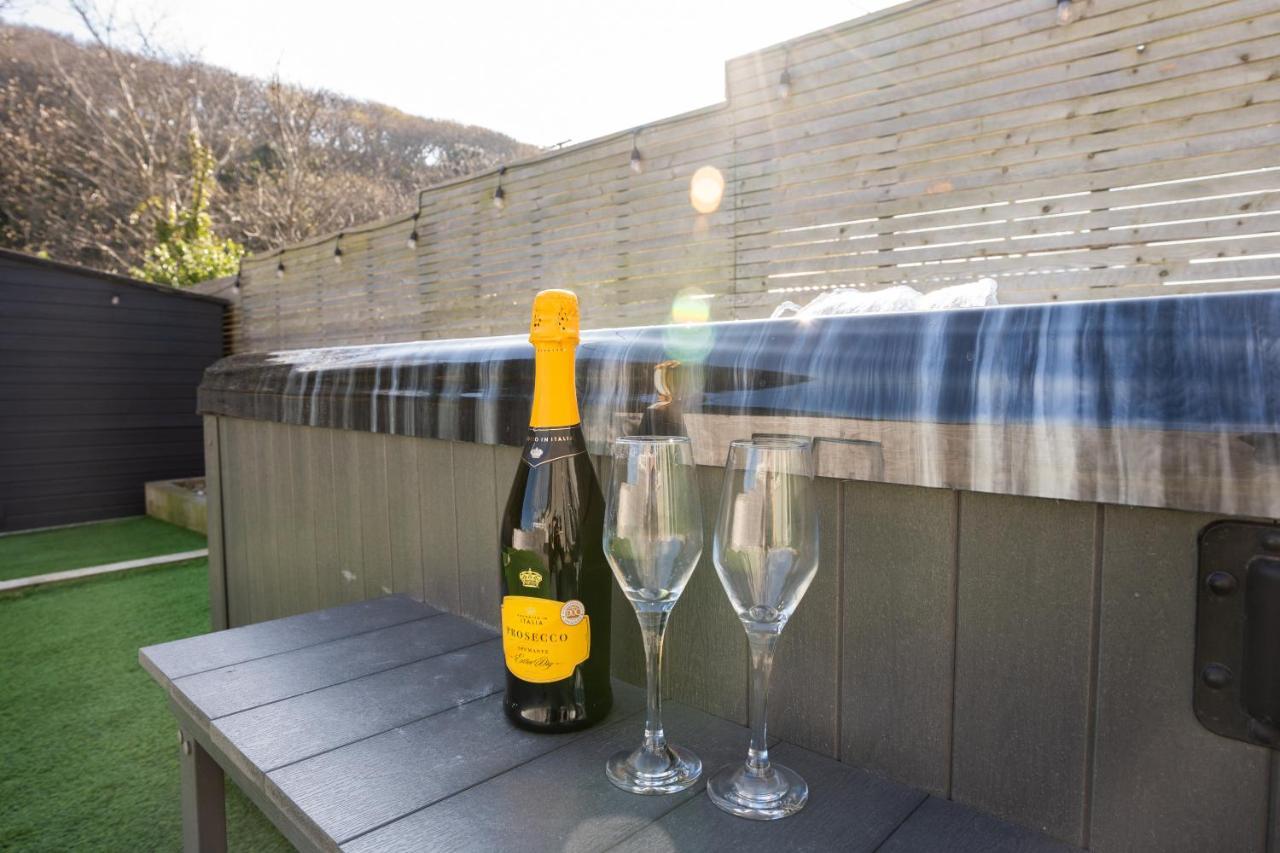 No40Barmouth-Modern,Spacious&Hot Tub 외부 사진